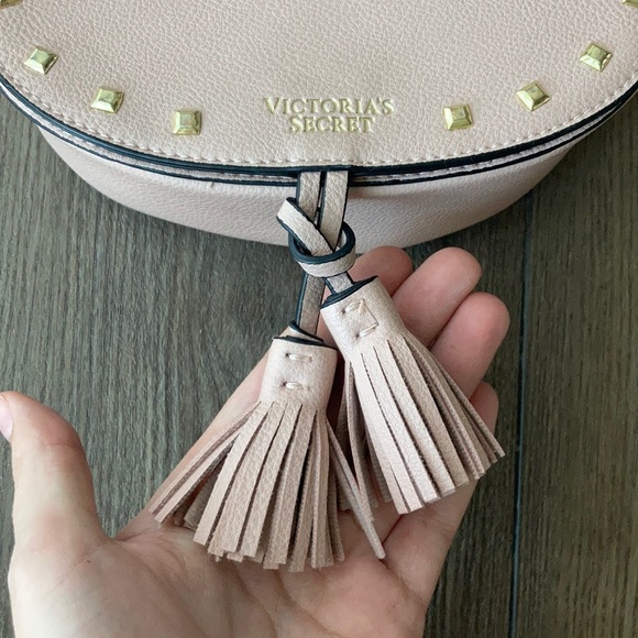 Victoria Secret blush cross body purse - Picture 5 of 10